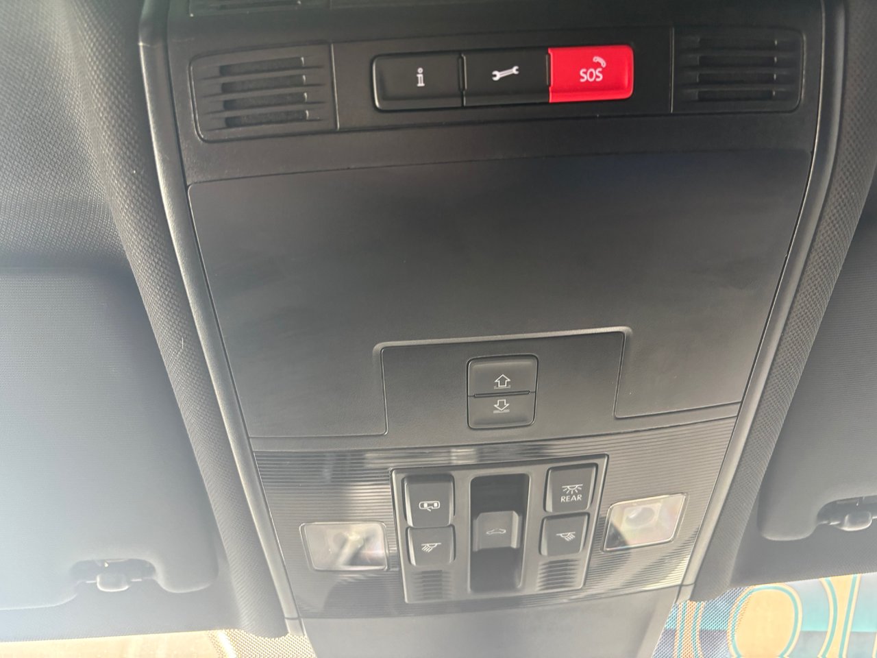 Volkswagen Tiguan Highline R-Line TOIT PANO INTERIEUR DE CUIR 2022 JAMAIS ACCIDENTÉ