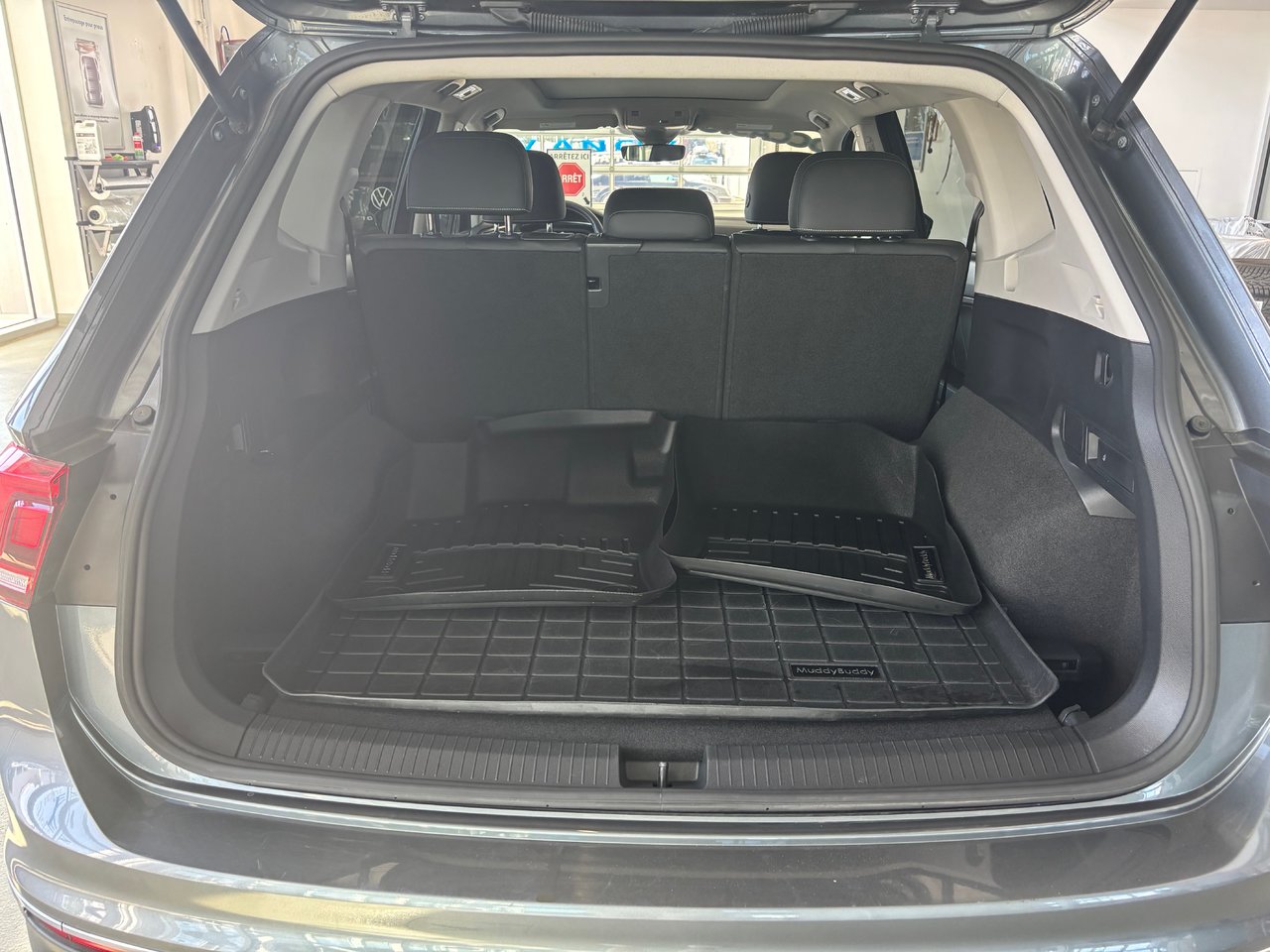 Volkswagen Tiguan Comfortline TOIT PANO SIMILICUIR AWD 2023 JAMAIS ACCIDENTÉ