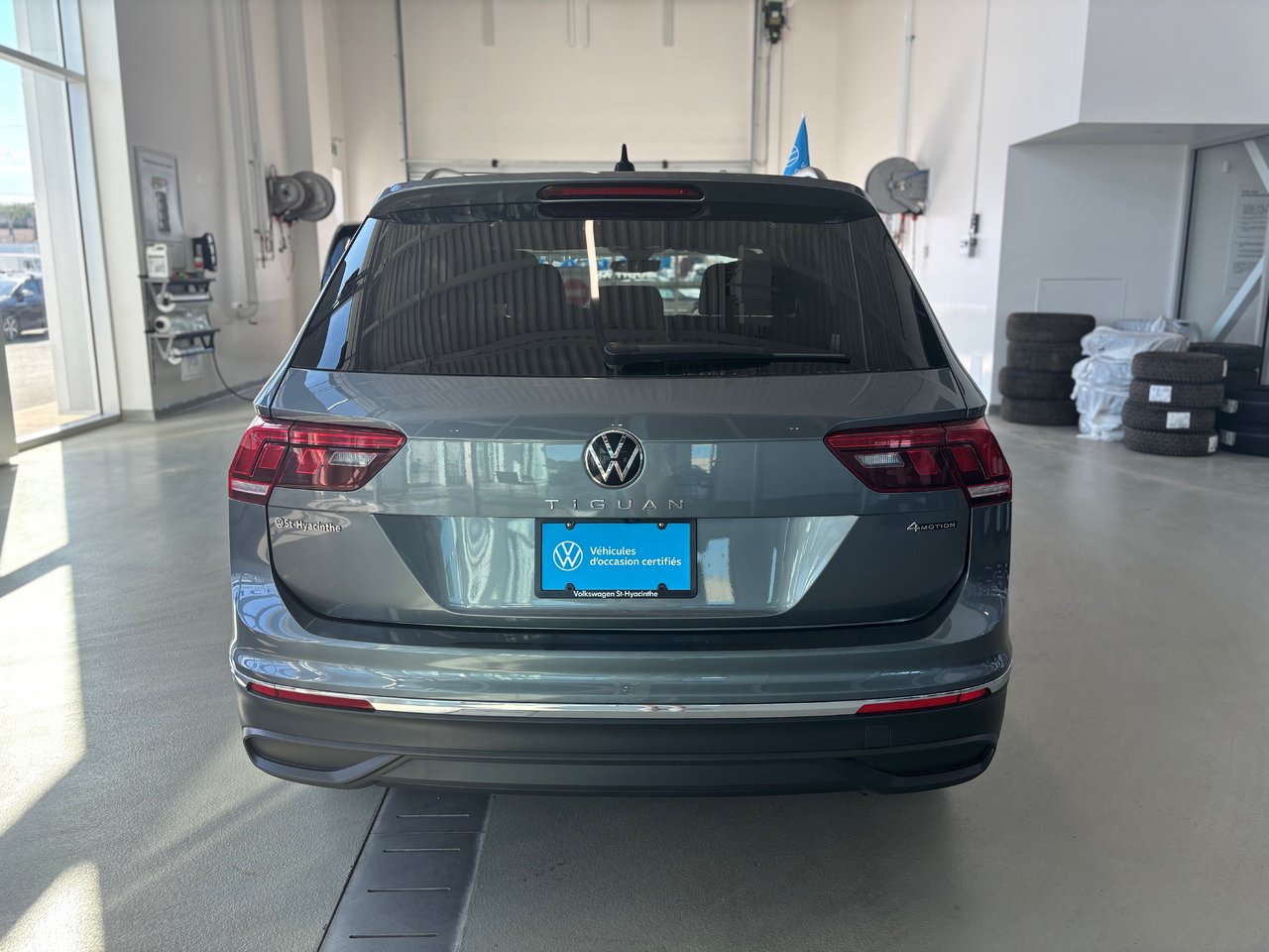 Volkswagen Tiguan Comfortline TOIT PANO SIMILICUIR AWD 2023 JAMAIS ACCIDENTÉ