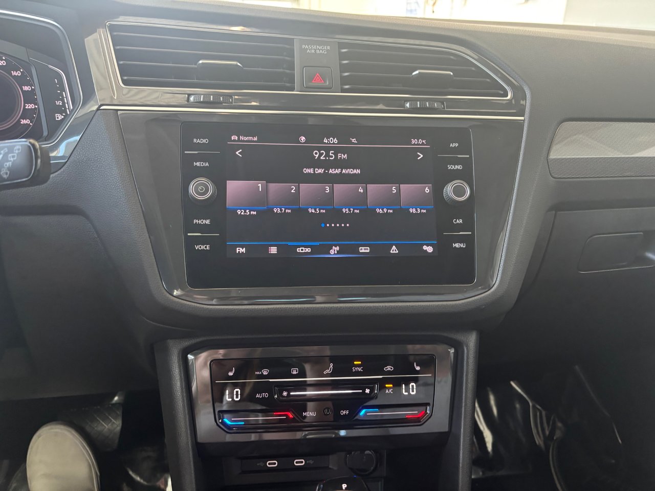Volkswagen Tiguan Comfortline TOIT PANO SIMILICUIR AWD 2023 JAMAIS ACCIDENTÉ
