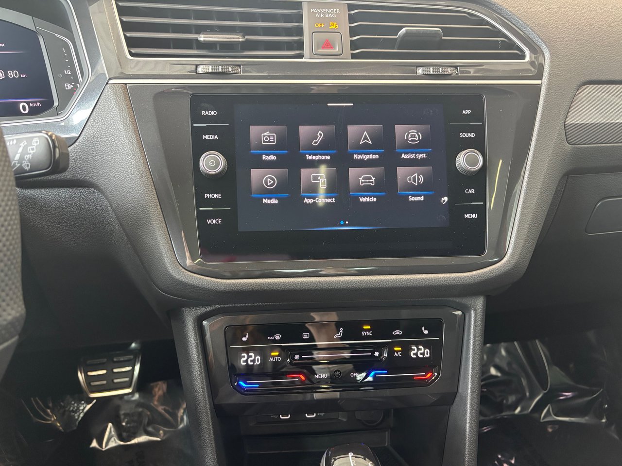 Volkswagen Tiguan COMFORTLINE R-LINE ÉDITION NOIRE 2024 PRESQUE NEUF AU PRIX D'UN USAGÉ