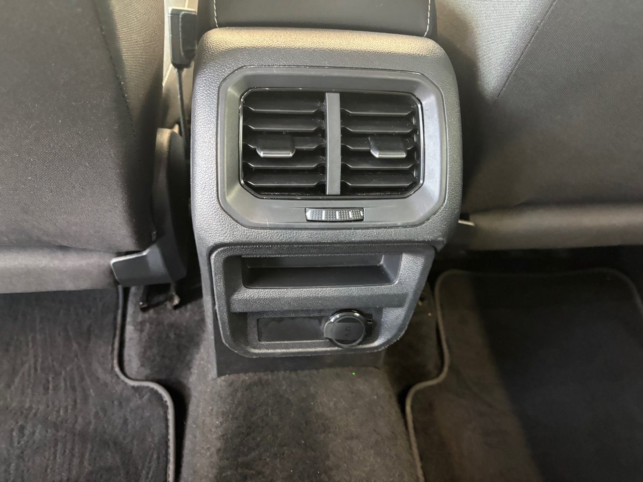 Volkswagen Tiguan Trendline 7 PASSAGERS 4MOTION CARPLAY 2024 7 PASSAGERS