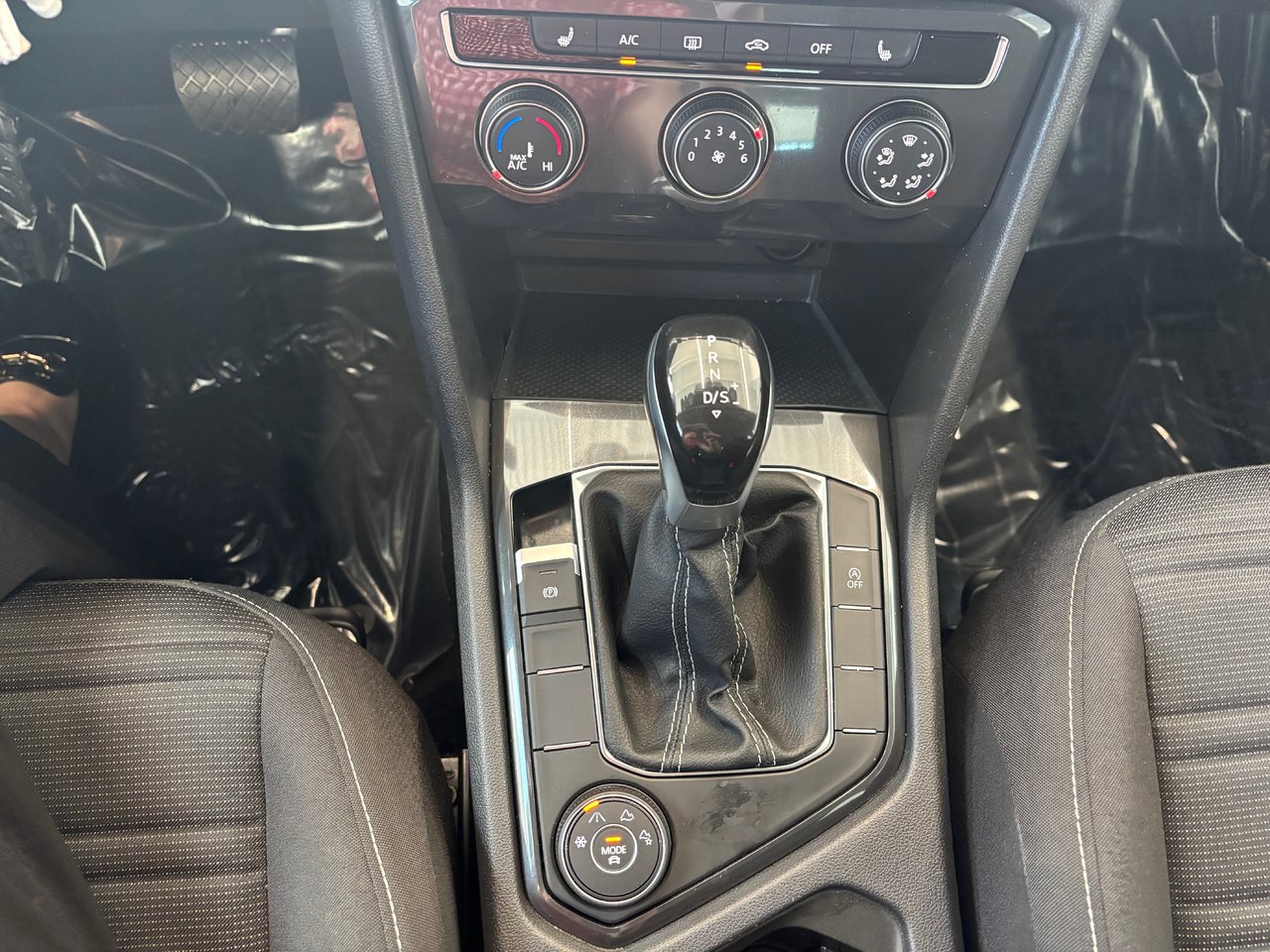 Volkswagen Tiguan Trendline 7 PASSAGERS 4MOTION CARPLAY 2024 7 PASSAGERS