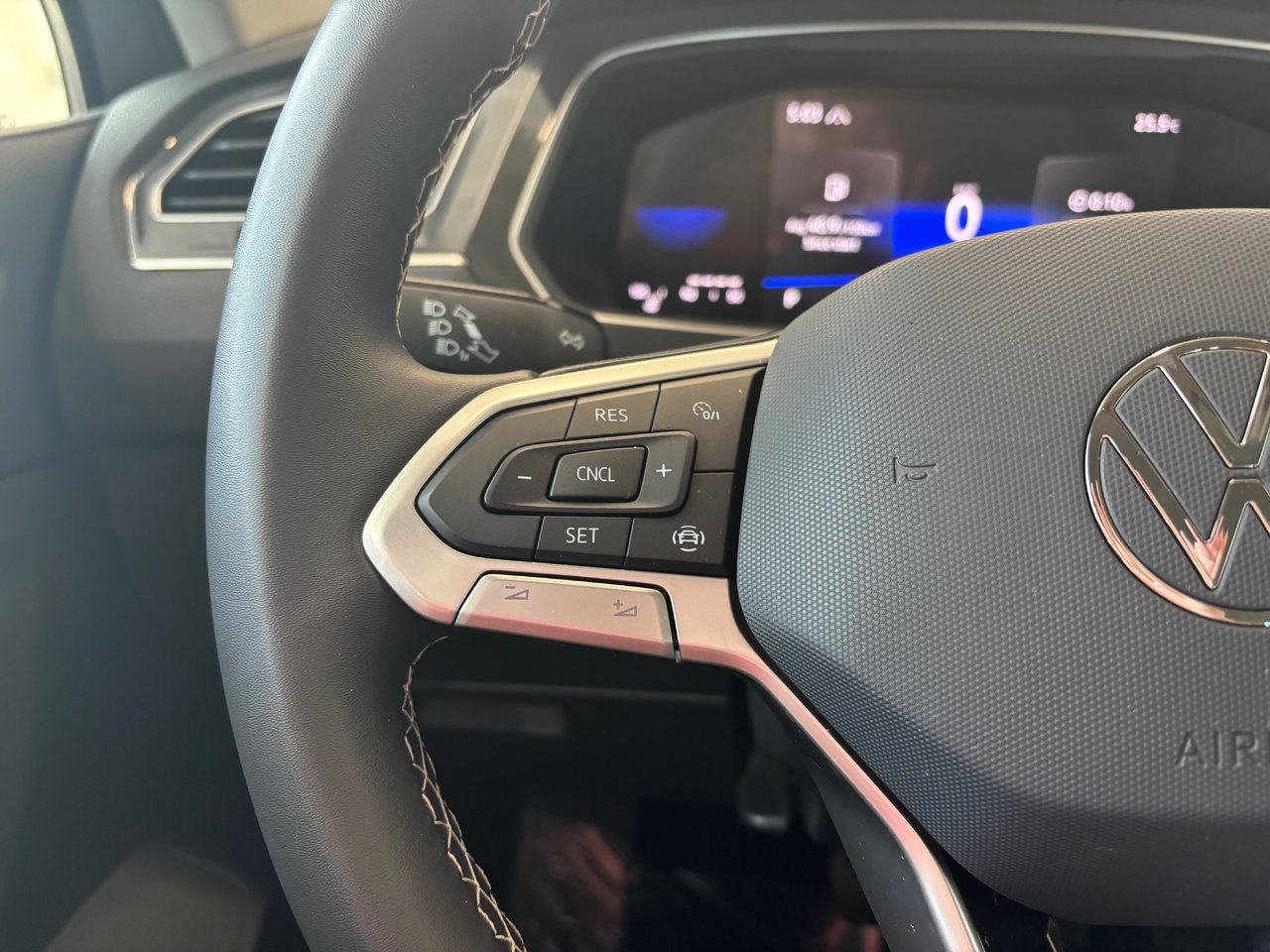Volkswagen Tiguan Trendline 7 PASSAGERS 4MOTION CARPLAY 2024 7 PASSAGERS