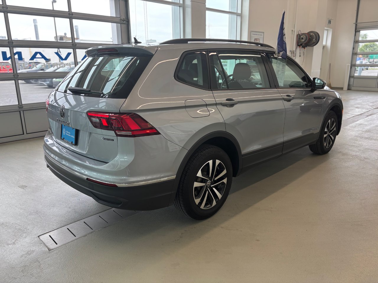 Volkswagen Tiguan Trendline 7 PASSAGERS 4MOTION CARPLAY 2024 7 PASSAGERS