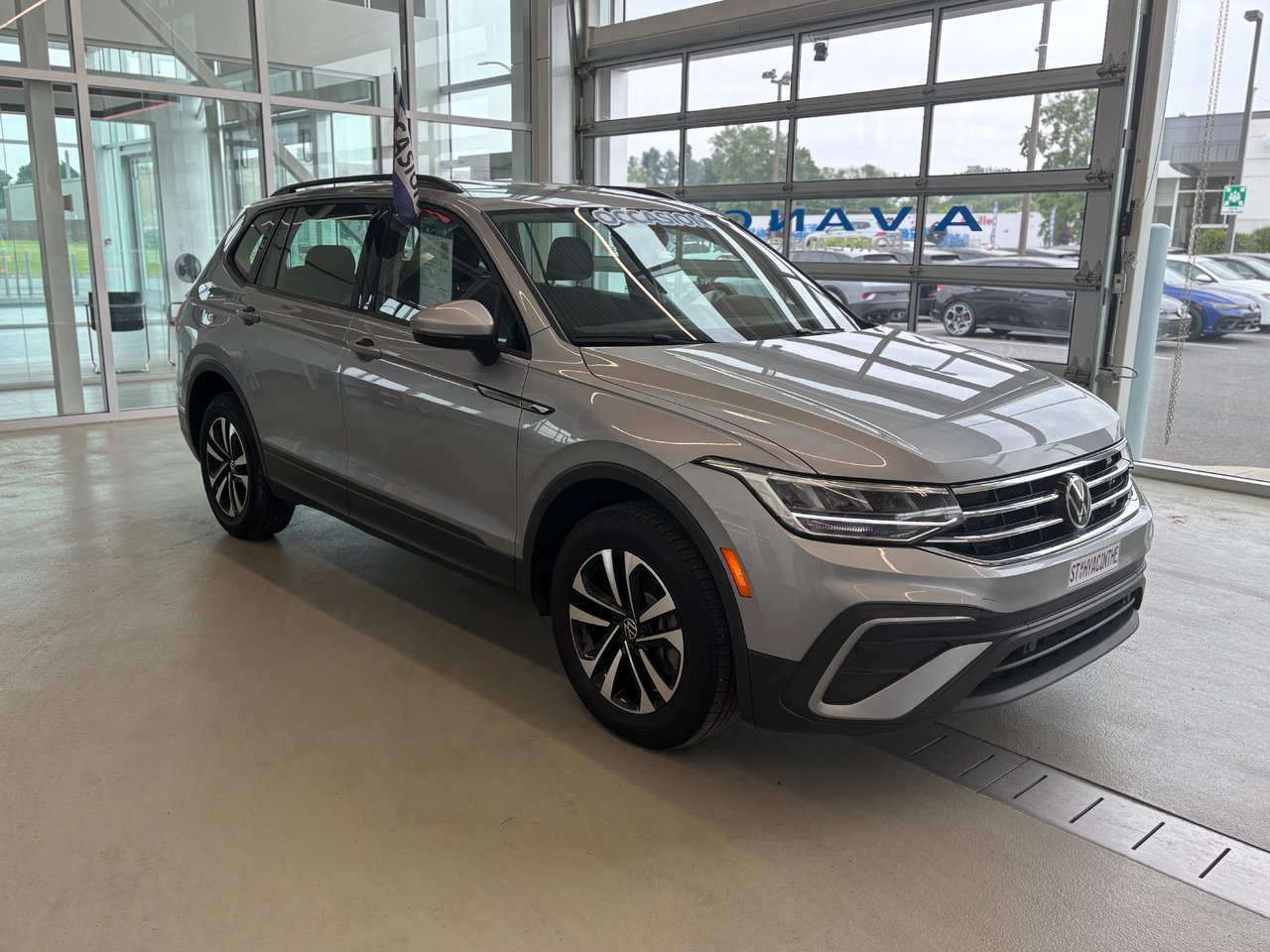 Volkswagen Tiguan Trendline 7 PASSAGERS 4MOTION CARPLAY 2024 7 PASSAGERS