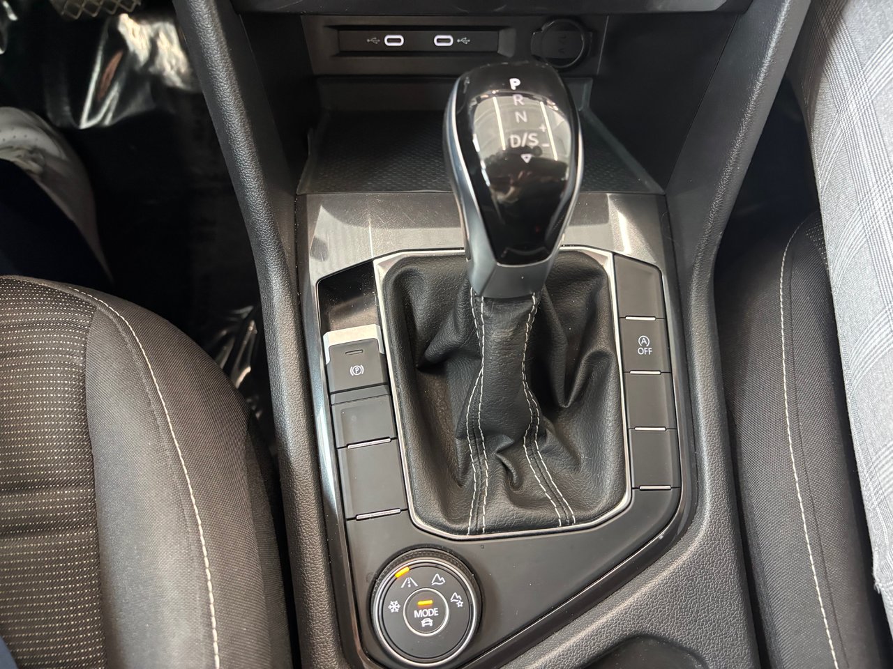 Volkswagen Tiguan Trendline 4MOTION CARPLAY SIÈGES CHAUFFANT 2024 A PARTIR DE 4.69%