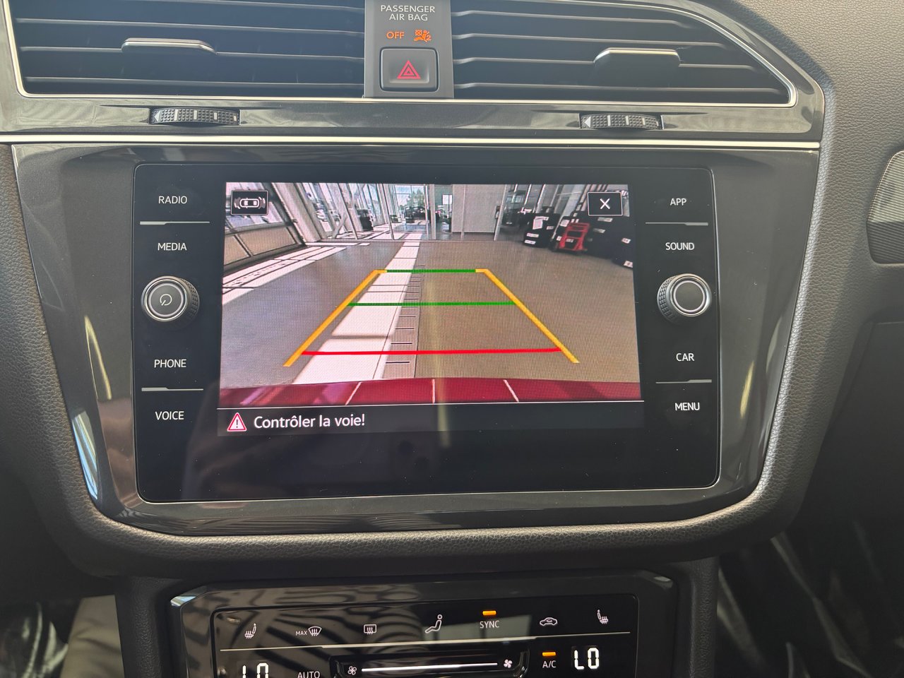 Volkswagen Tiguan Comfortline TOIT PANO SIEGES CHAUFFANT DÉMARREUR 2024 A PARTIR DE 4.39%