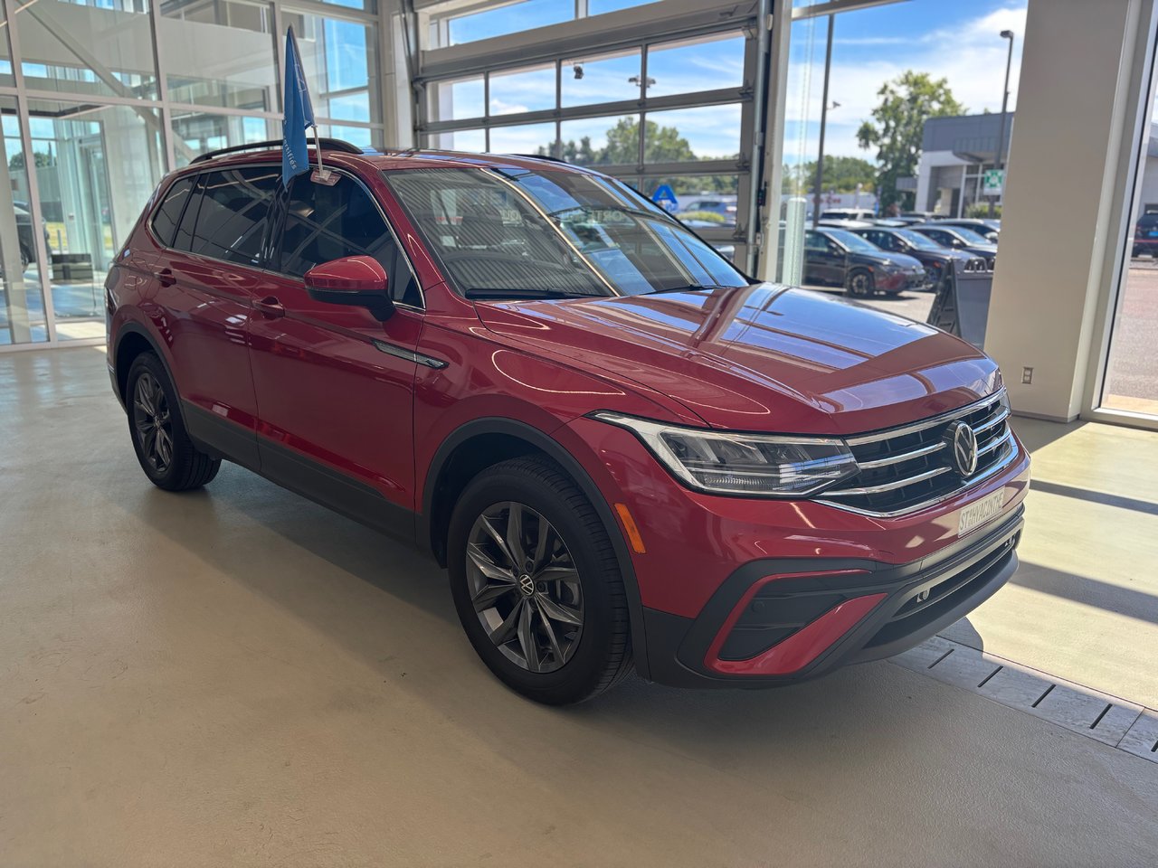 Volkswagen Tiguan Comfortline TOIT PANO SIEGES CHAUFFANT DÉMARREUR 2024 A PARTIR DE 4.39%