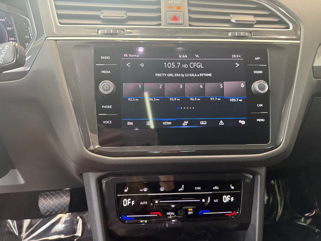 2024 Volkswagen Tiguan Comfortline JAMAIS ACCIDENTÉ 7 PASSAGERS