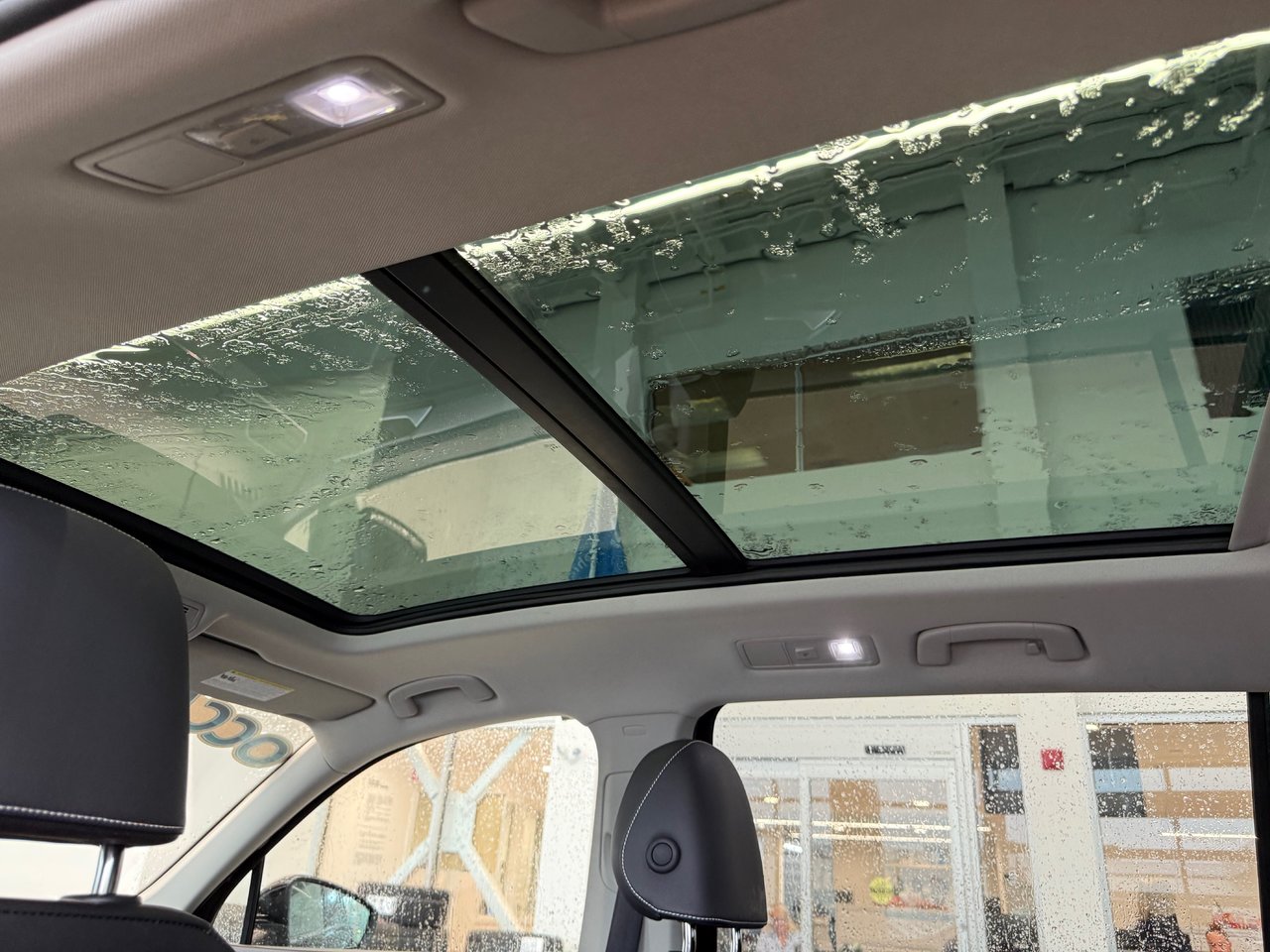 Volkswagen Tiguan Comfortline 7 PASSAGERS JAMAIS ACCIDENTÉ 2024 A PARTIR DE 4.39%