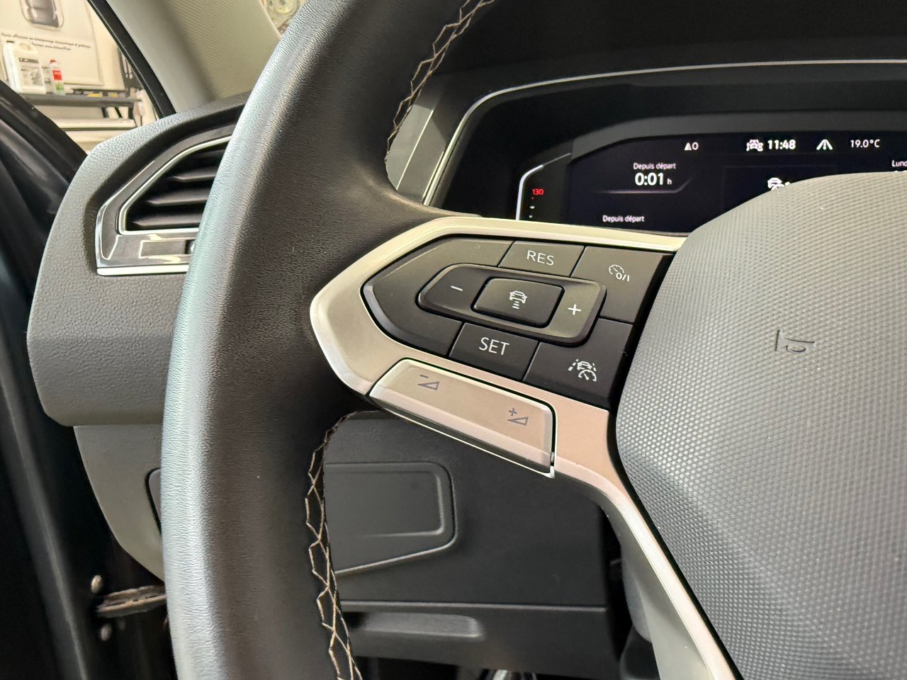 Volkswagen Tiguan Comfortline JAMAIS ACCIDENTÉ 2024 POSSIBILITÉ DE 3.99%