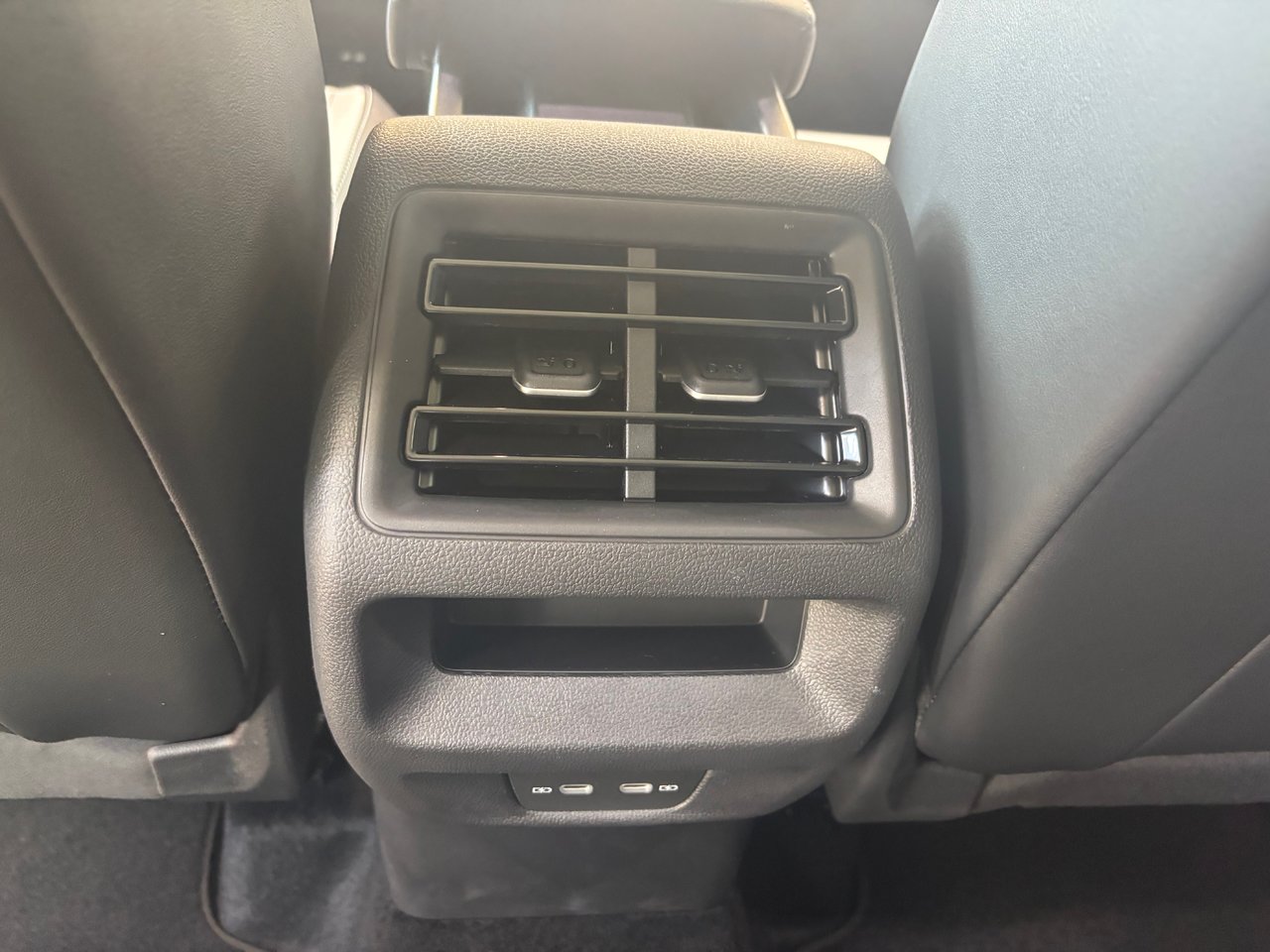 2025 Volkswagen Tiguan Comfortline DEMO SPECIAL