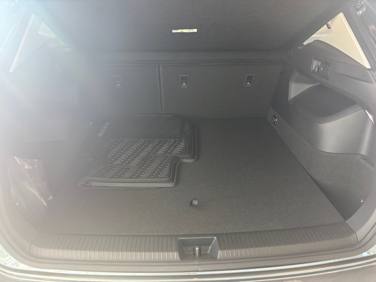2025 Volkswagen Tiguan Comfortline DEMO SPECIAL