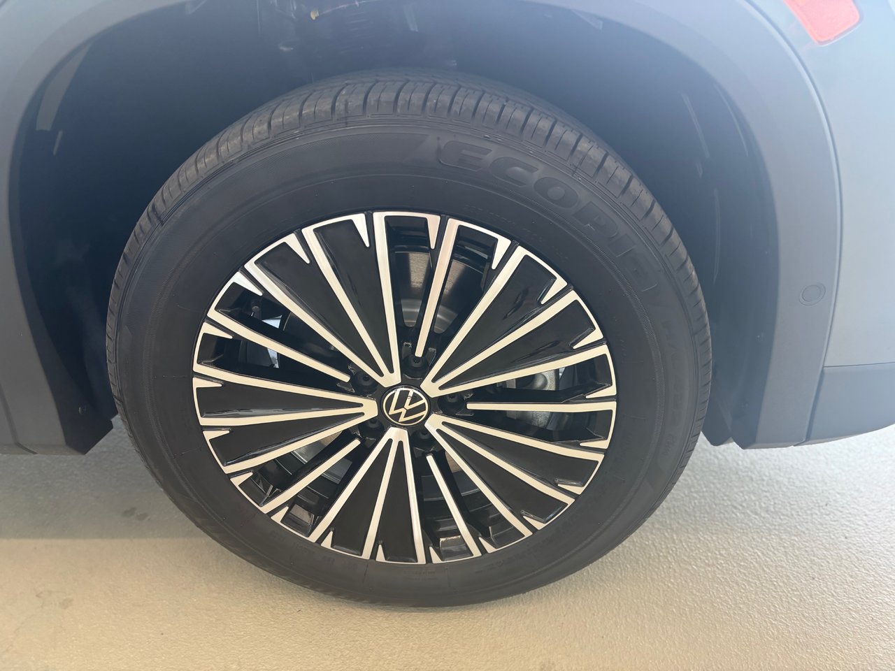 2025 Volkswagen Tiguan Comfortline DEMO SPECIAL