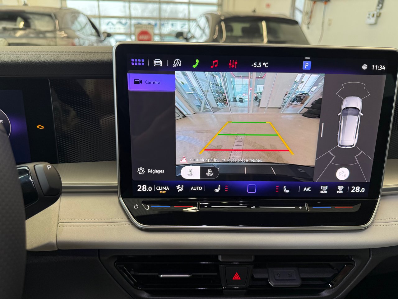 2026 Volkswagen Tiguan Comfortline R-Line Black Edition DEMO SPECIAL