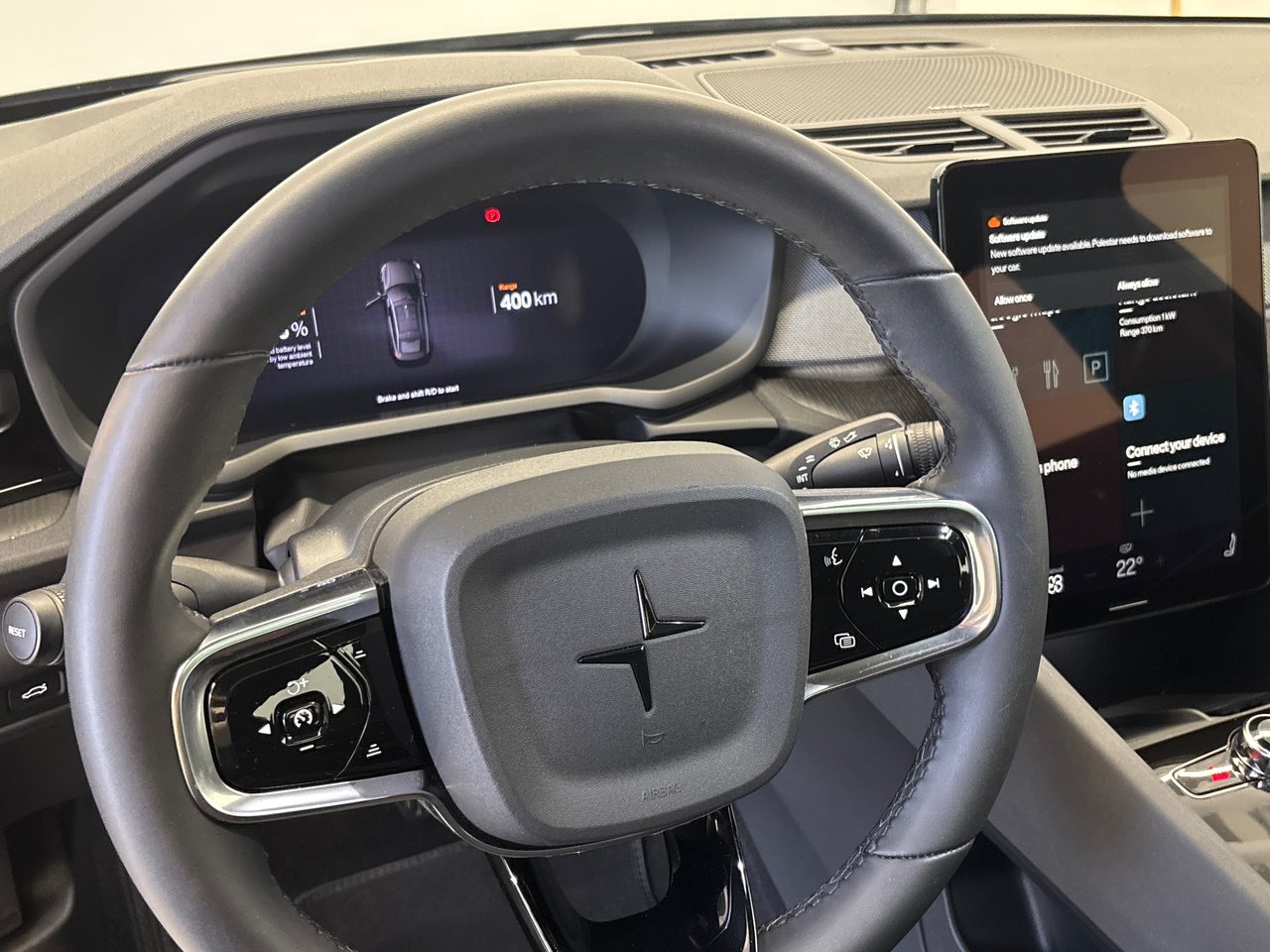 Polestar 2 Plus 2024-13