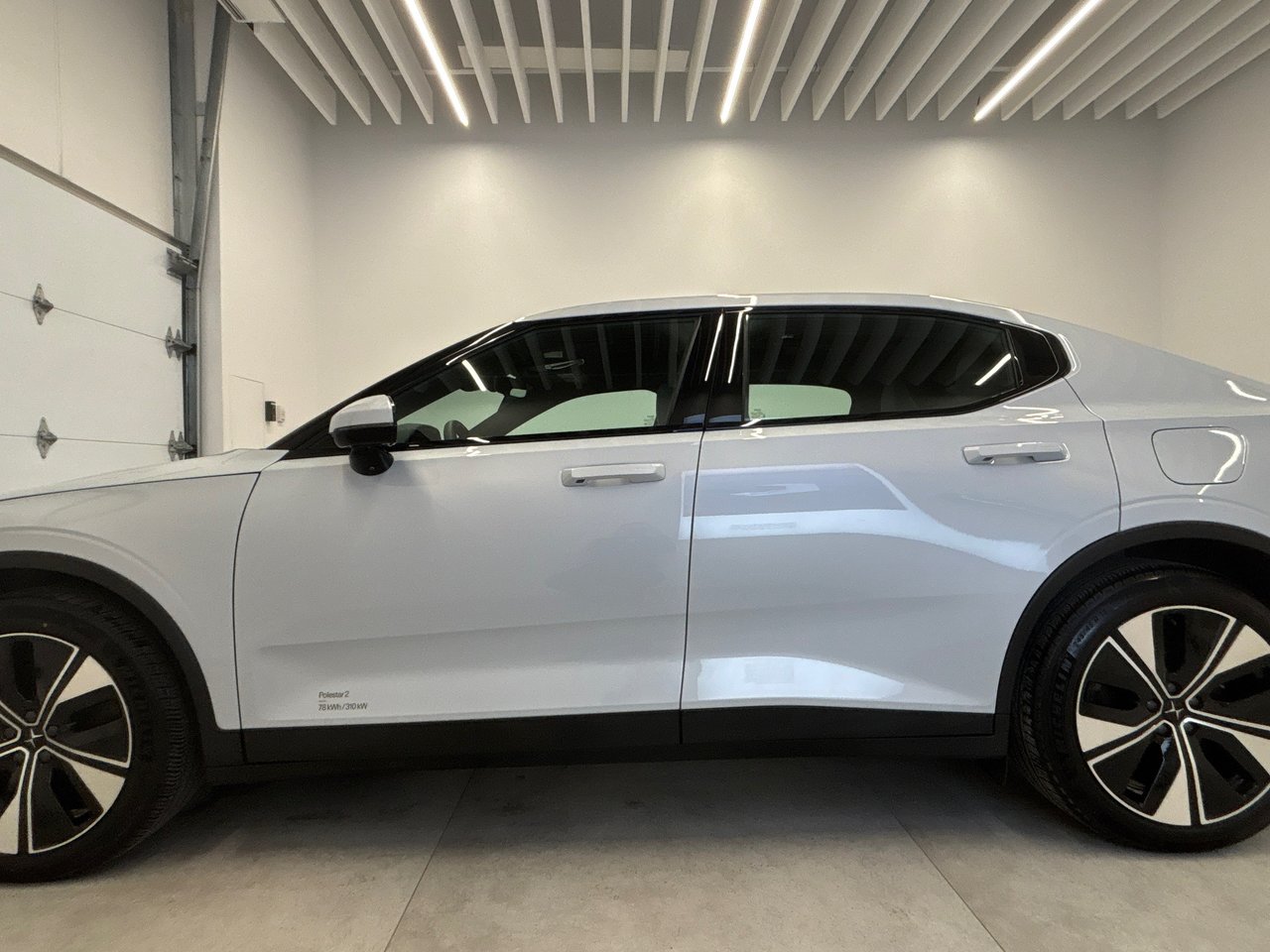 Polestar 2 BASE 2024-8