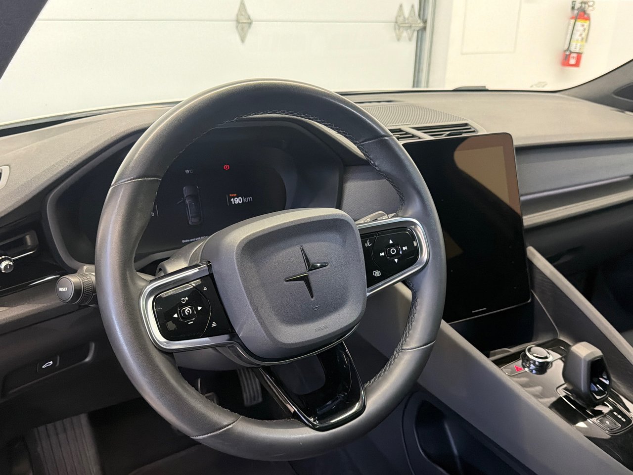 2024 Polestar 2 Plus-9