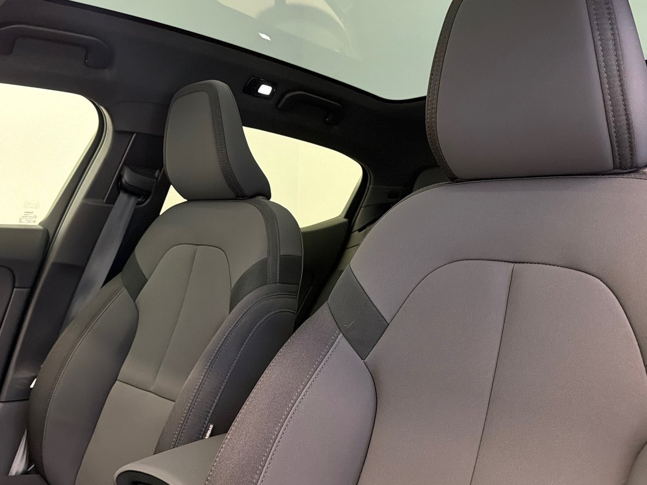 2024 Polestar 2 Plus-16