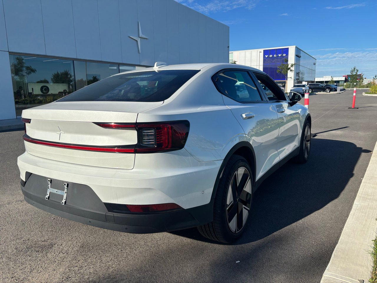 2025 Polestar 2 BASE-3