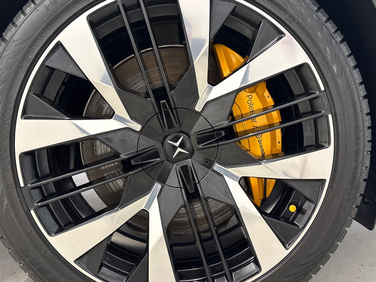 Polestar 3 Performance Launch Edition 2025-10