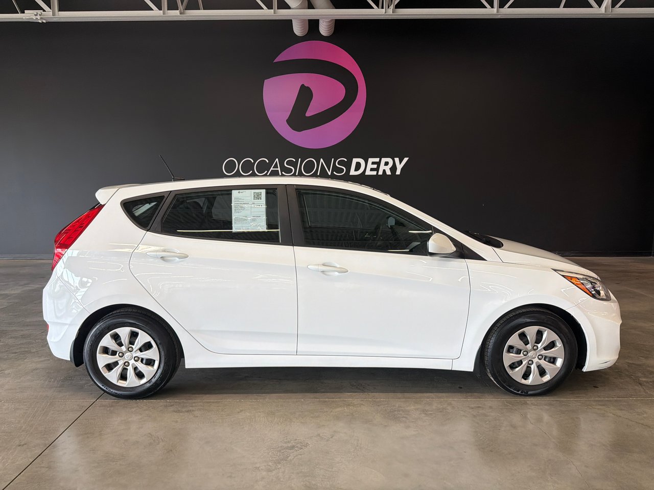 White 2016 Hyundai Accent Hatchback Automatic