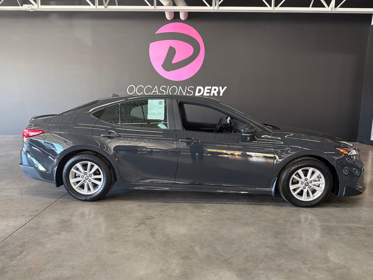 Gray 2026 Toyota Camry Sedan Front-Wheel Drive Automatic