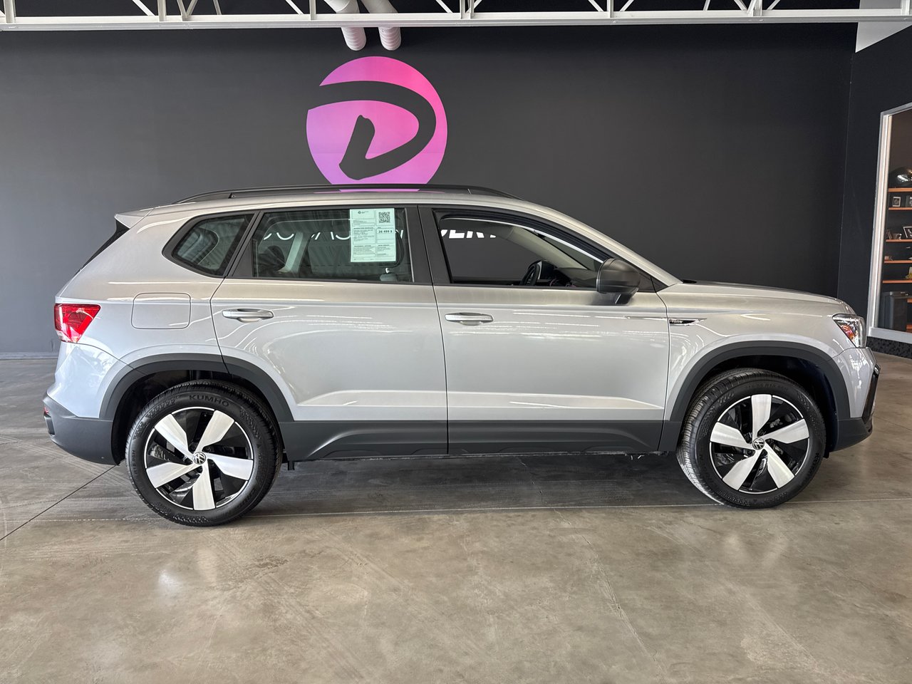2024 Volkswagen Taos Trendline 4Motion