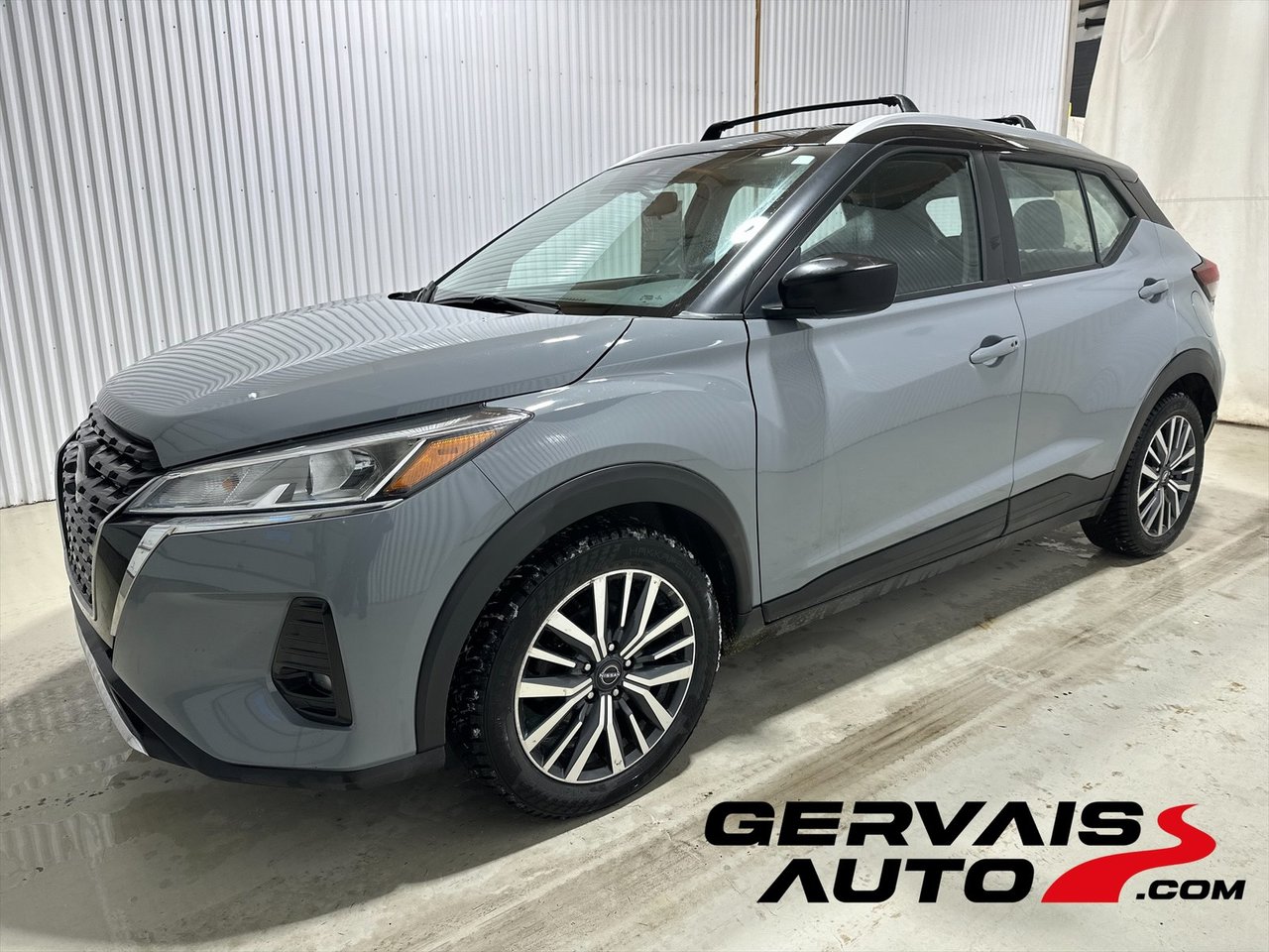 Nissan Kicks SV FWD