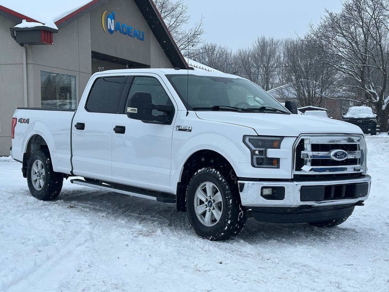 Ford F-150 XLT SuperCrew LB 4WD 2016