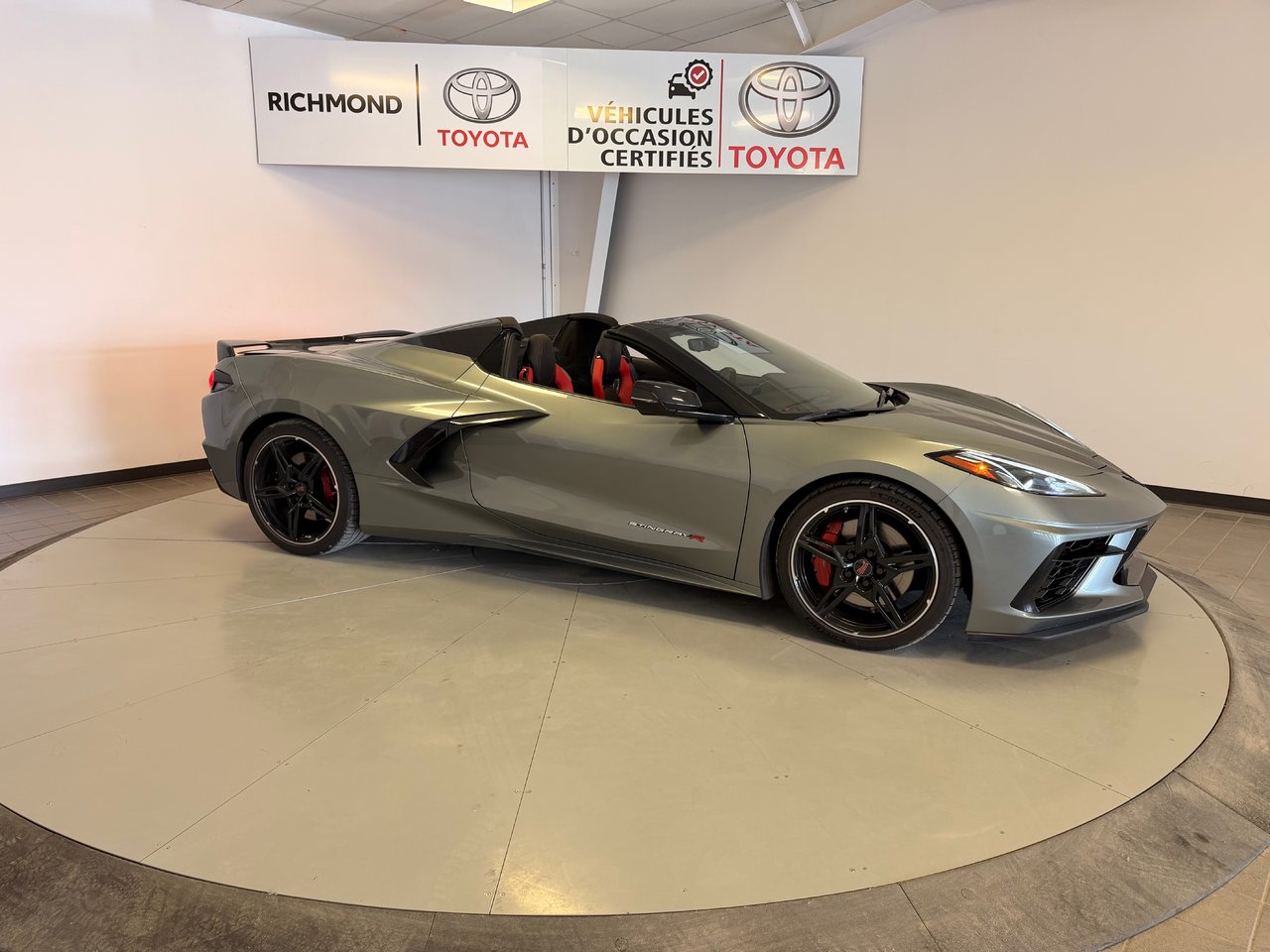 2023 Chevrolet Corvette CONVERTIBLE STINGRAY Z51 3LT V8 6,2L-10