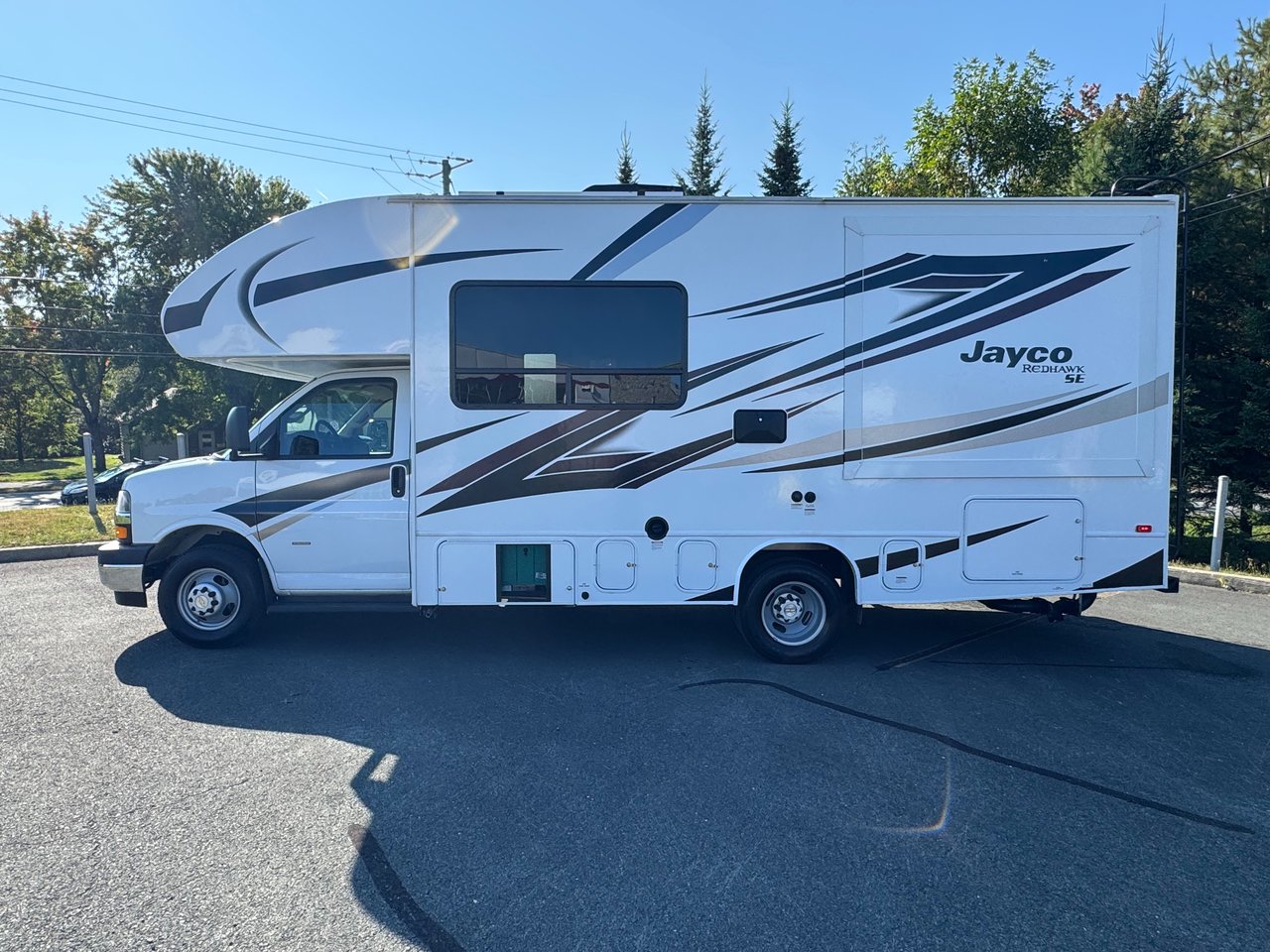 Chevrolet Express Commercial Cutaway CLASSE C JAYCO REDHAWK SE 22C 2022-8