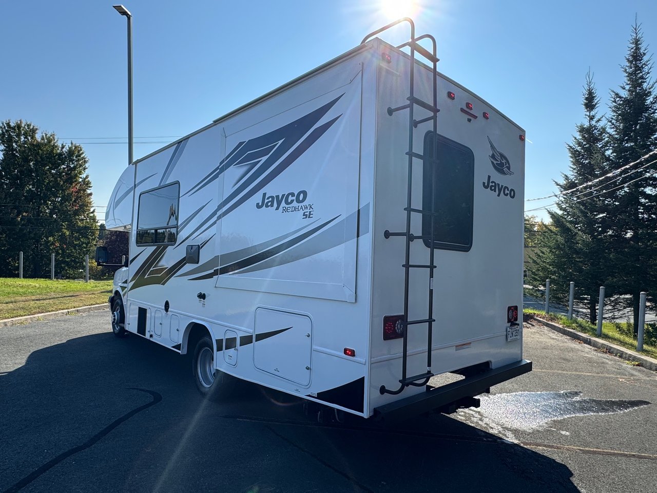 Chevrolet Express Commercial Cutaway CLASSE C JAYCO REDHAWK SE 22C 2022-7