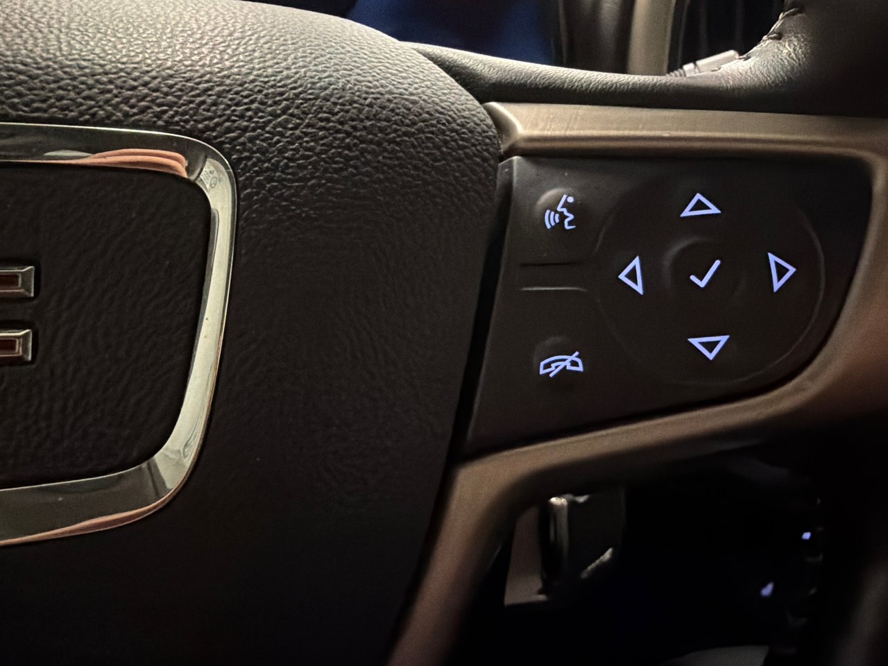 GMC Canyon 4WD Denali *BEAU CAMION + BAS KILOMÉTRAGE* 2020-27