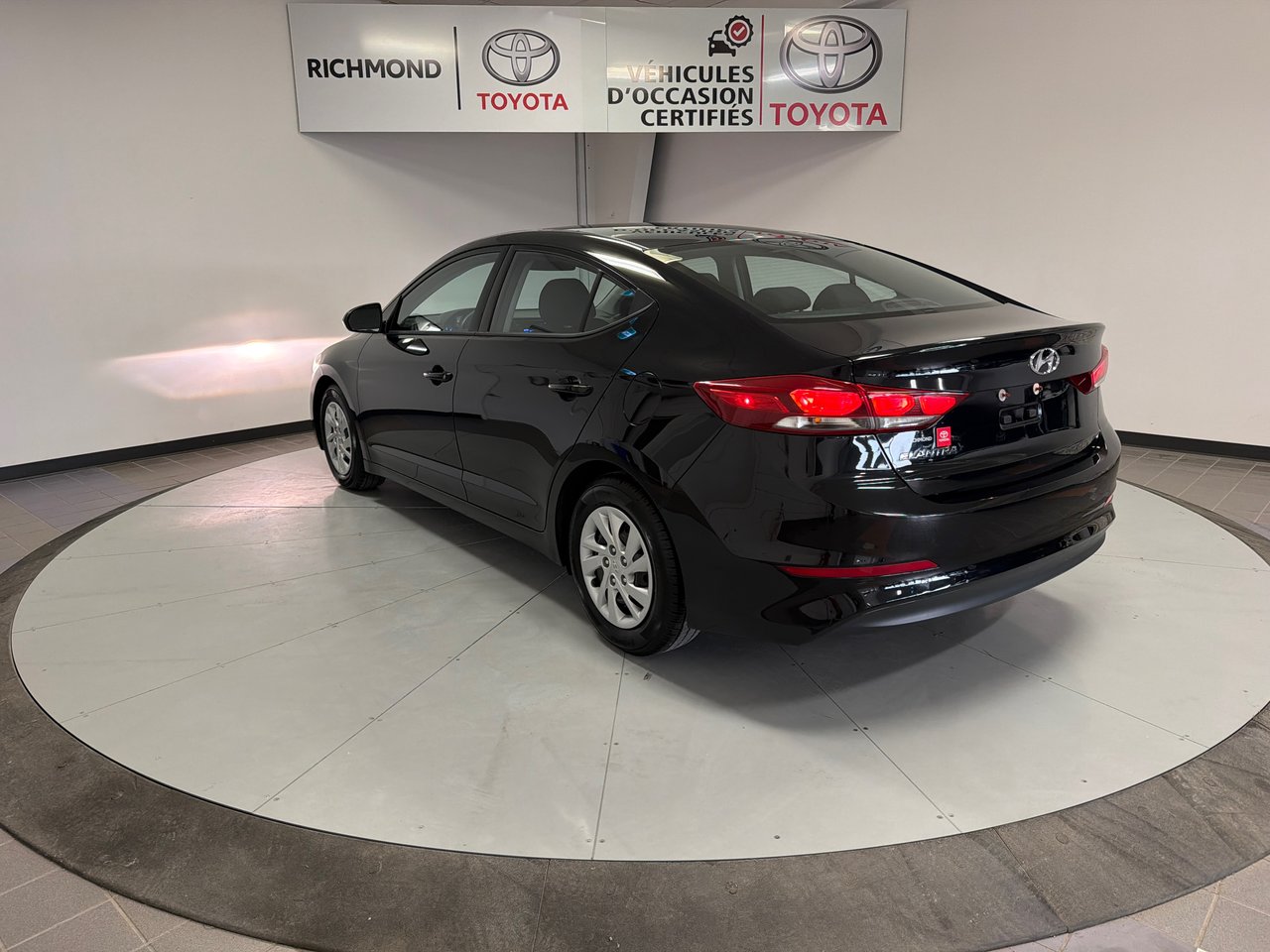 2017 Hyundai Elantra LE *BAS KILOMÉTRAGE*-4