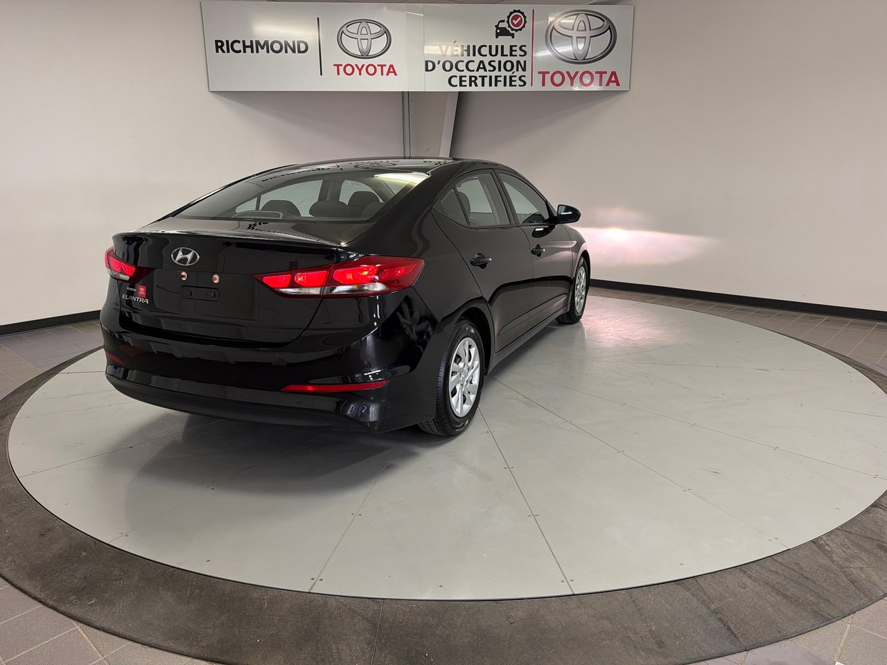 2017 Hyundai Elantra LE *BAS KILOMÉTRAGE*-6