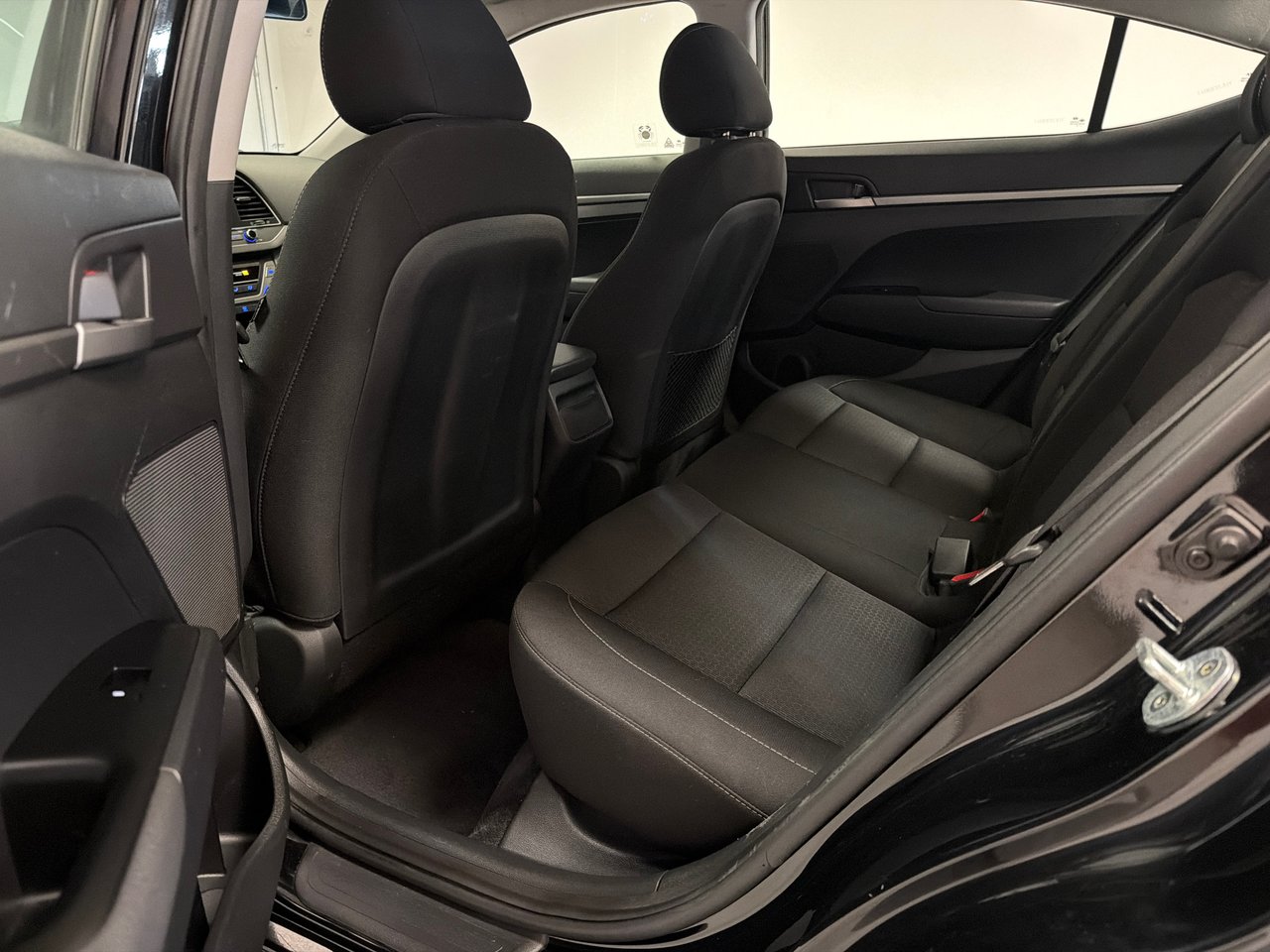 2017 Hyundai Elantra LE *BAS KILOMÉTRAGE*-12