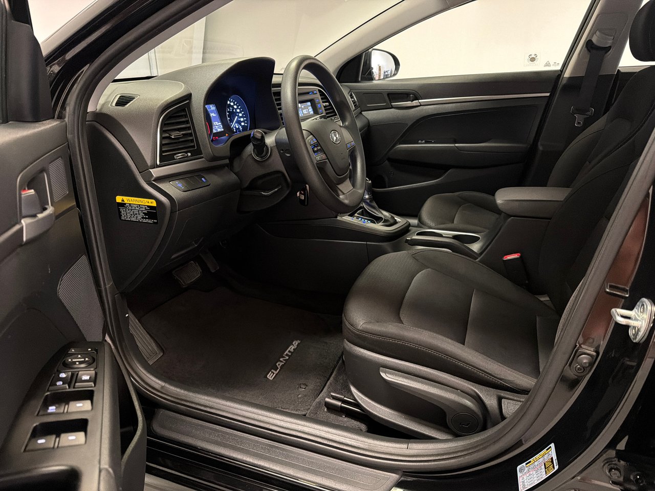 2017 Hyundai Elantra LE *BAS KILOMÉTRAGE*-11
