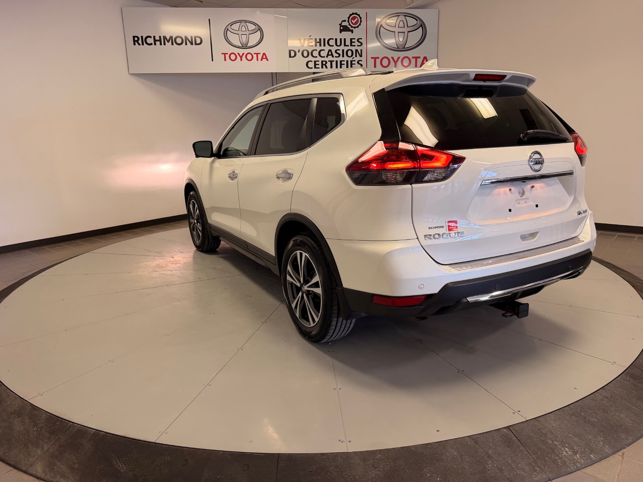 Nissan Rogue SV *BAS KILOMÉTRAGE + TRÈS BEAU VÉHICULE** 2019-6