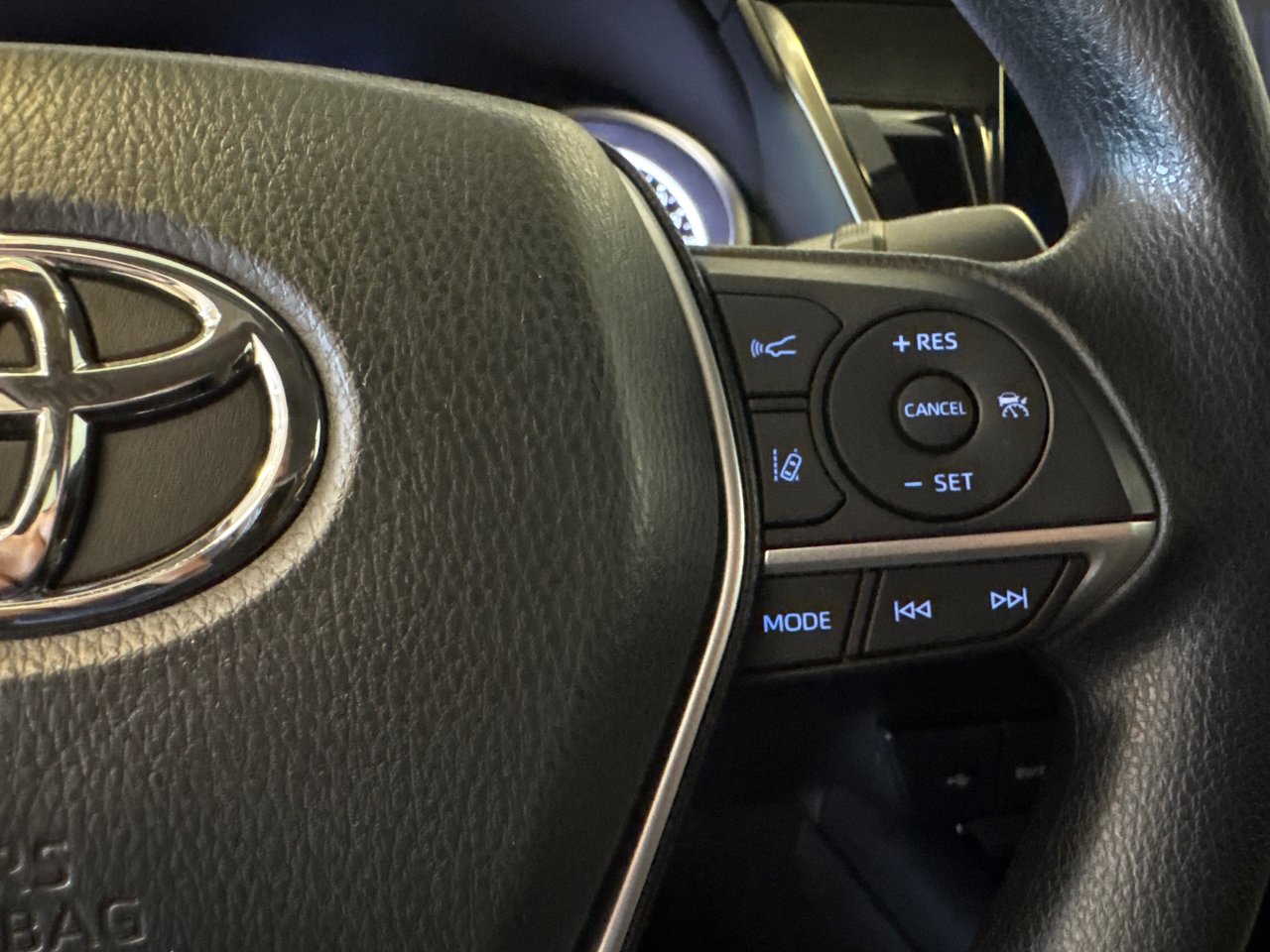 2023 Toyota Camry Hybrid LE *TRÈS BEAU VÉHICULE*-29