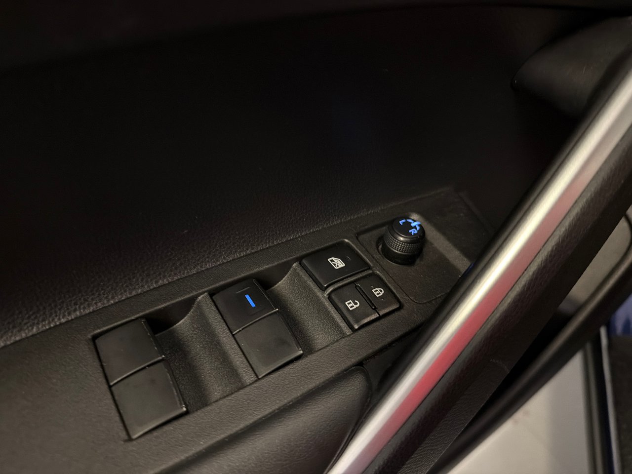 2022 Toyota Corolla Cross LE AWD *TRÈS BEAU VÉHICULE*-31