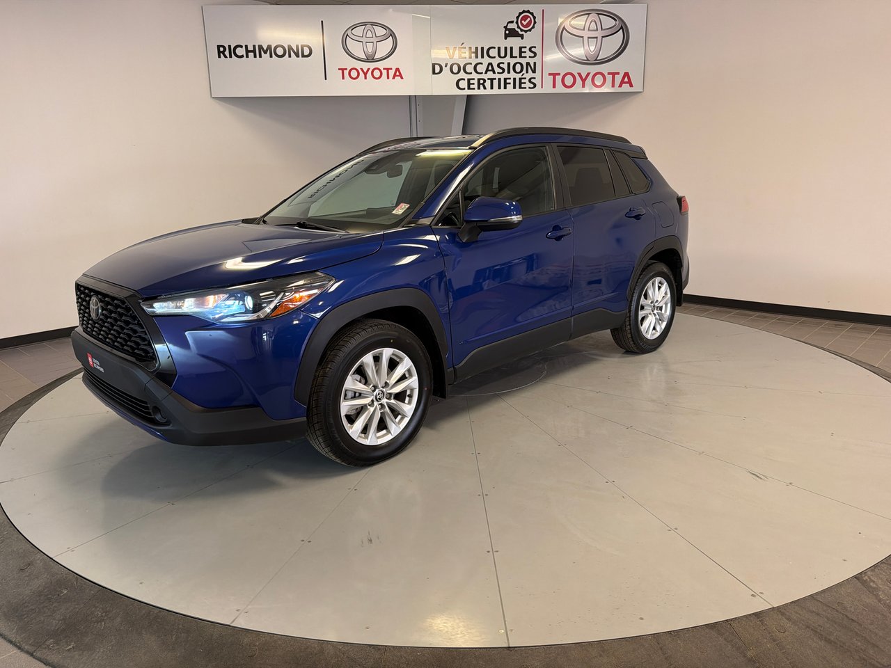 2022 Toyota Corolla Cross LE AWD *TRÈS BEAU VÉHICULE*-1