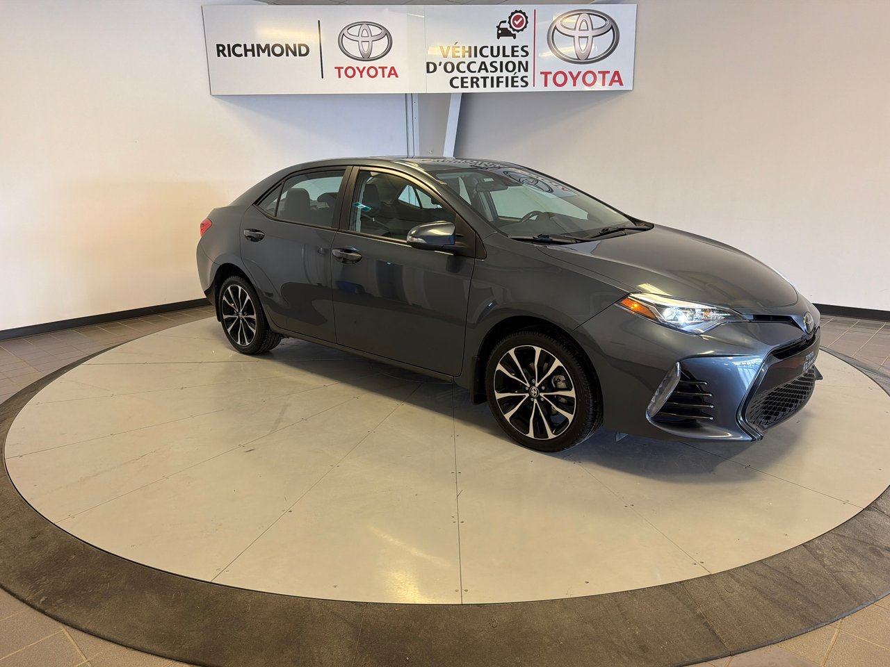 2018 Toyota Corolla SE AMÉLIORÉ *TRÈS BEAU VÉHICULE*-10