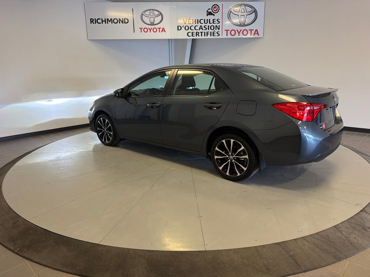 2018 Toyota Corolla SE AMÉLIORÉ *TRÈS BEAU VÉHICULE*-4