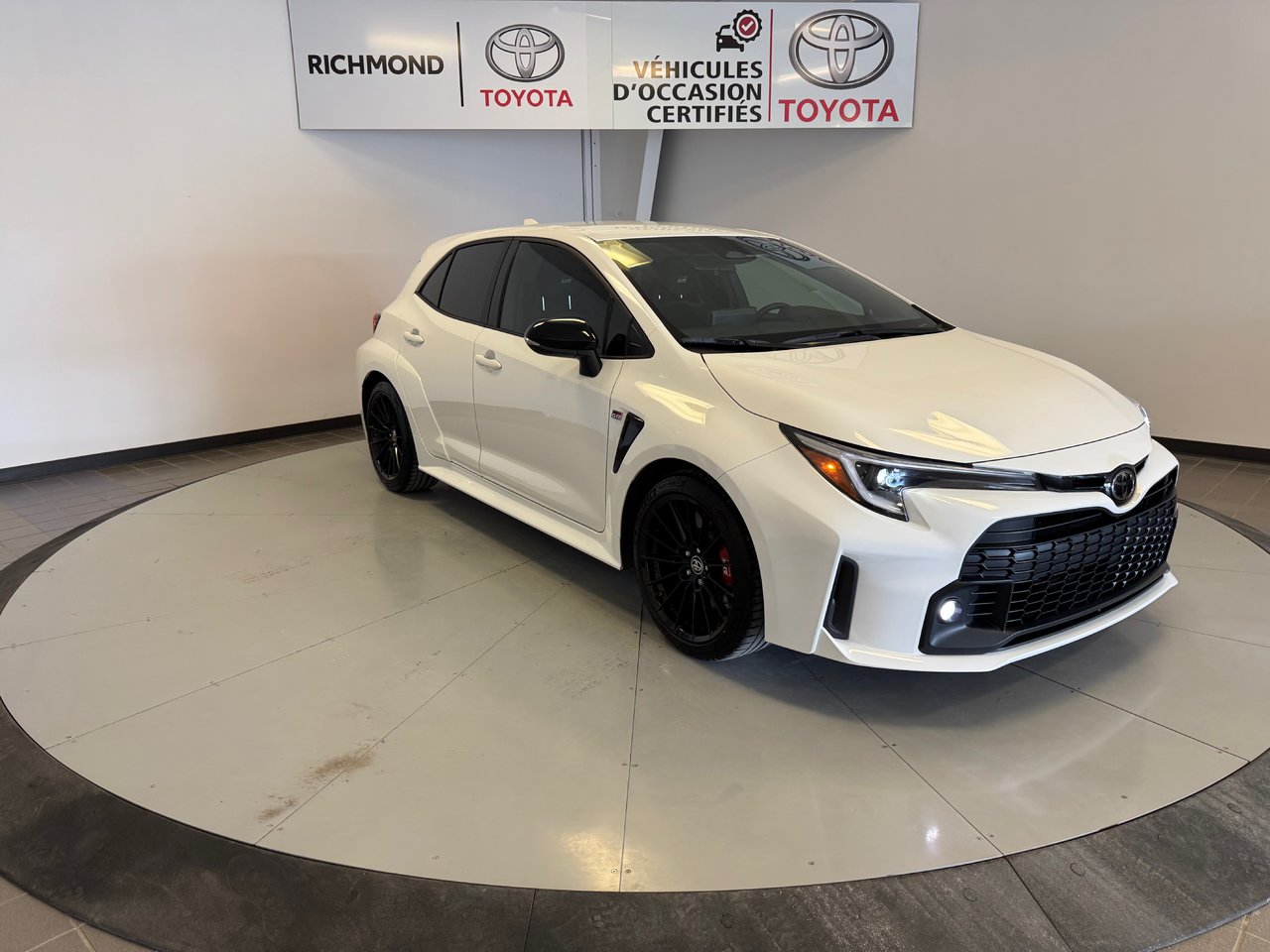 Toyota GR Corolla STANDARD PACKAGE 2024-11