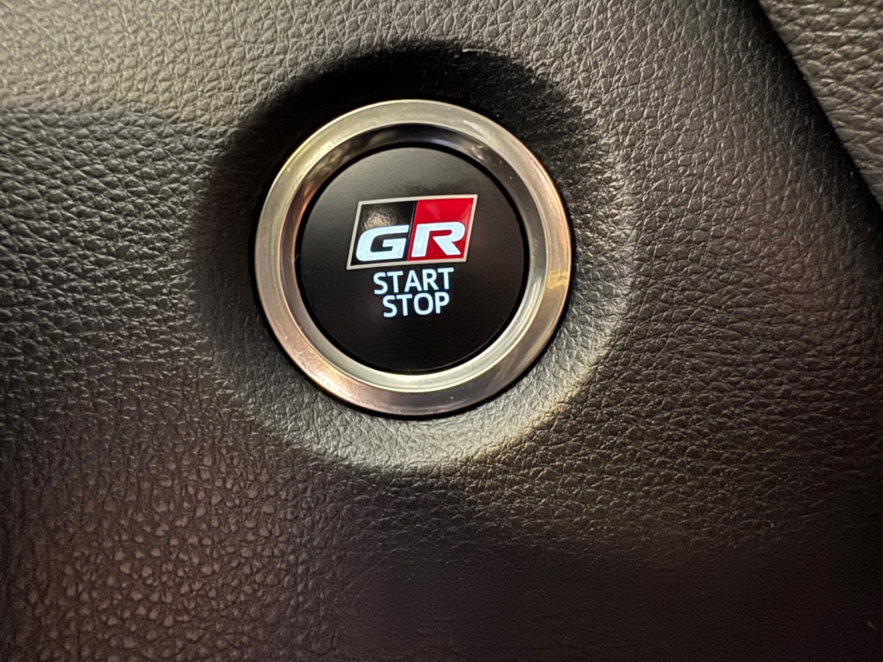 Toyota GR Corolla STANDARD PACKAGE 2024-25