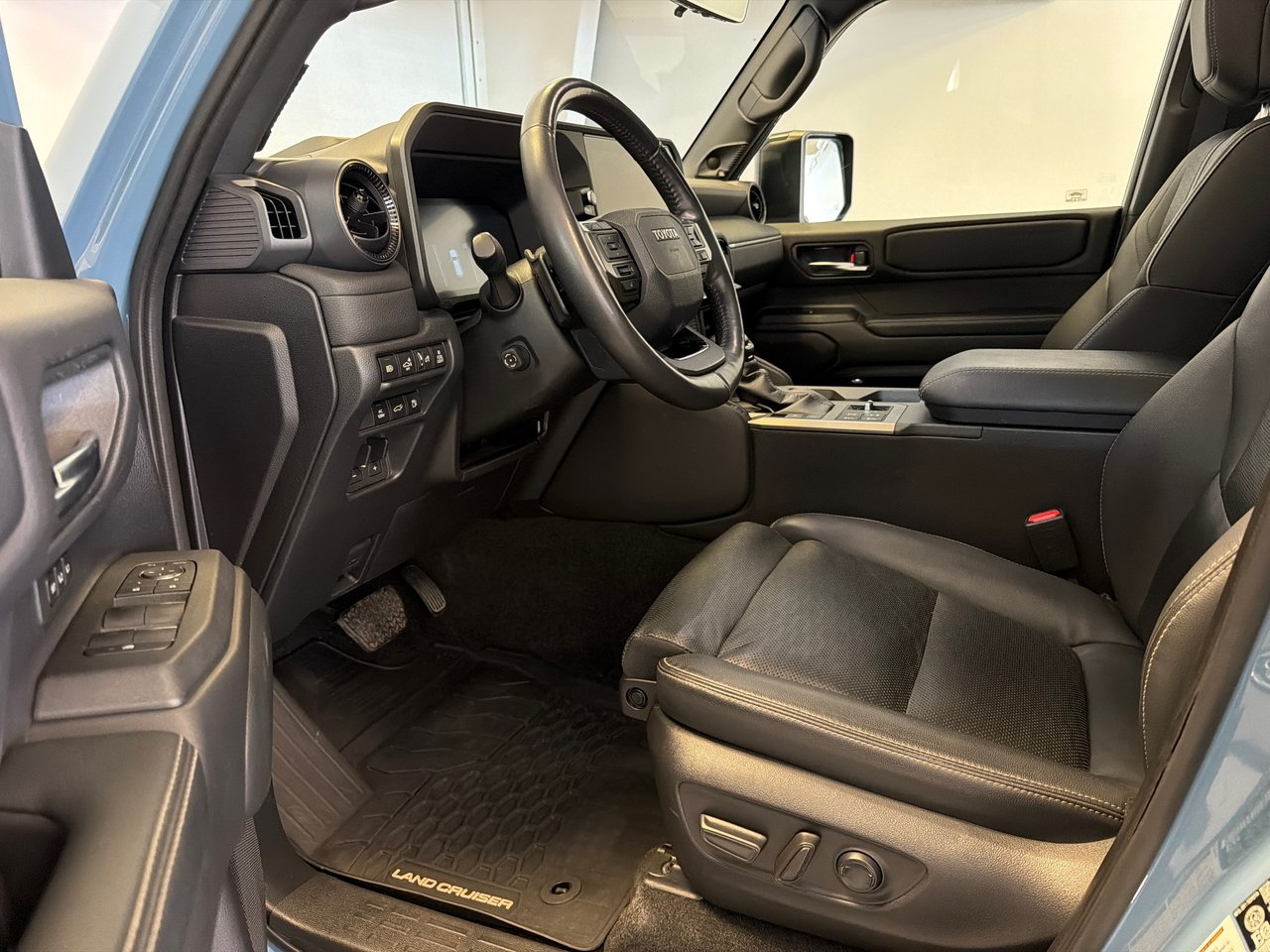 Toyota Land Cruiser PREMIERE EDITION *BALANCE DE GARANTIE PROLONGÉE* 2024-13