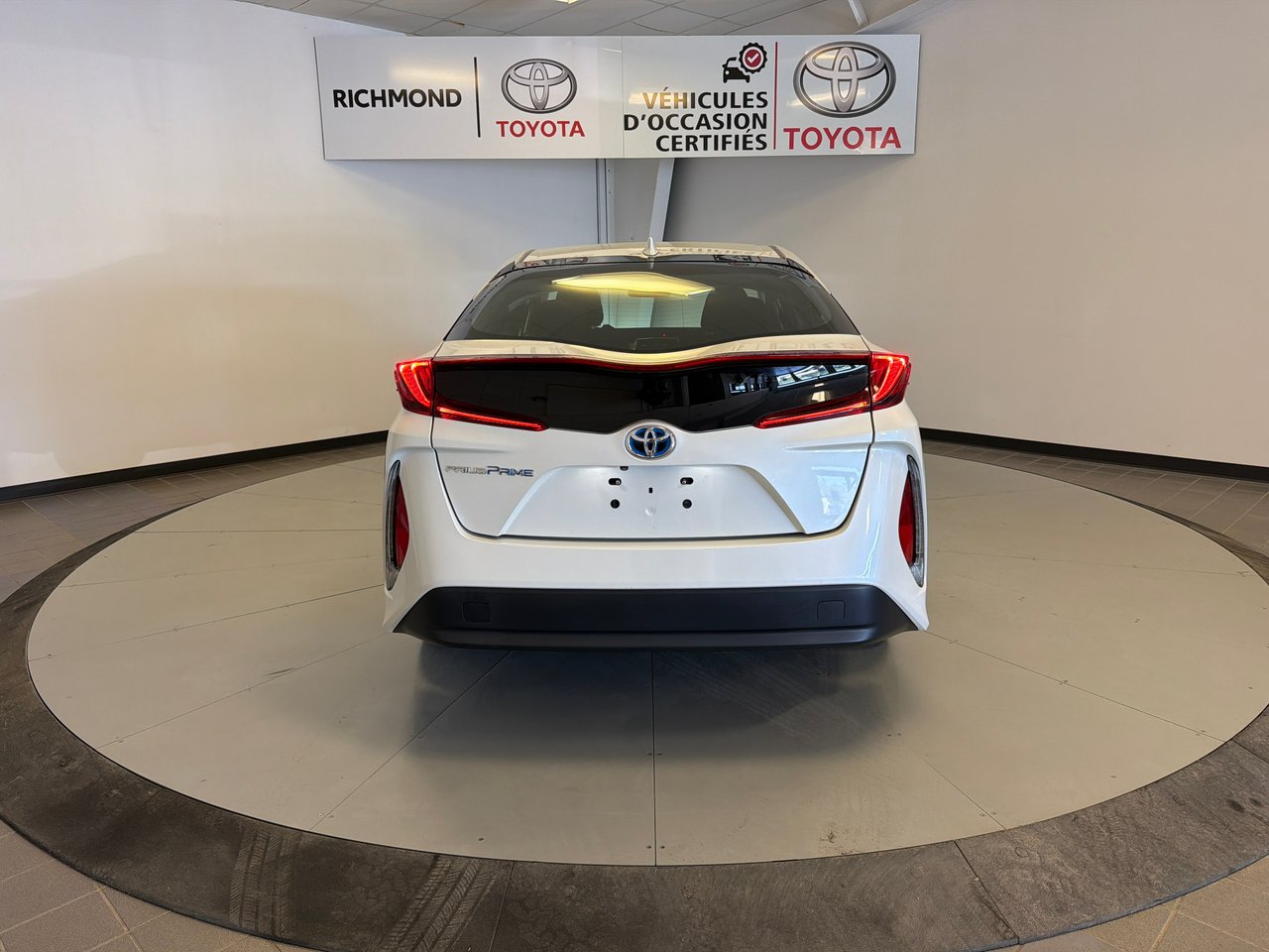 2017 Toyota Prius Prime-7