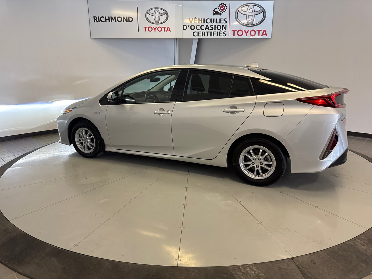 Toyota PRIUS PRIME *TRÈS BEAU VÉHICULE* 2020-4